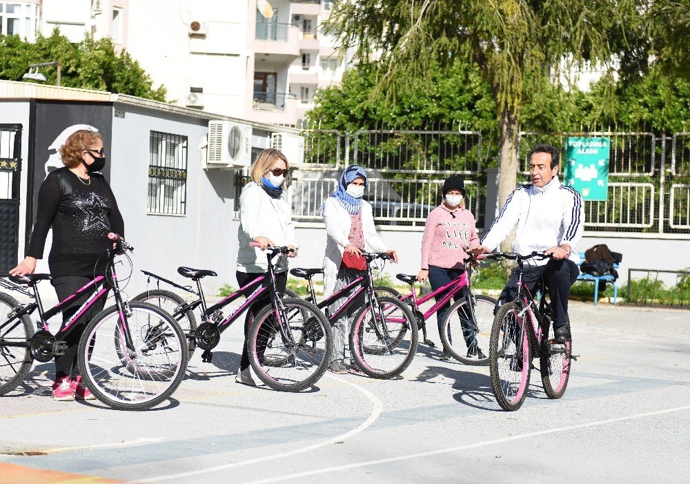Muratpaşa’dan Bisiklet Eğitimi