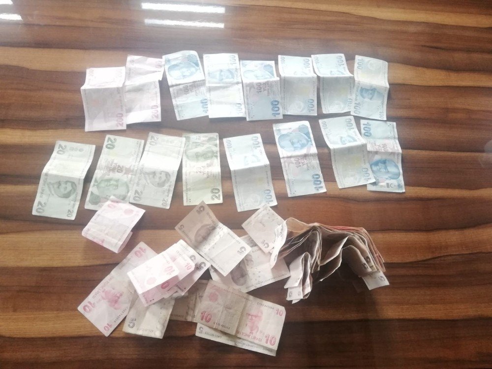 Dilencinin Bir Günlük Hasılatı Zabıta Ekiplerini Bile Şaşırttı