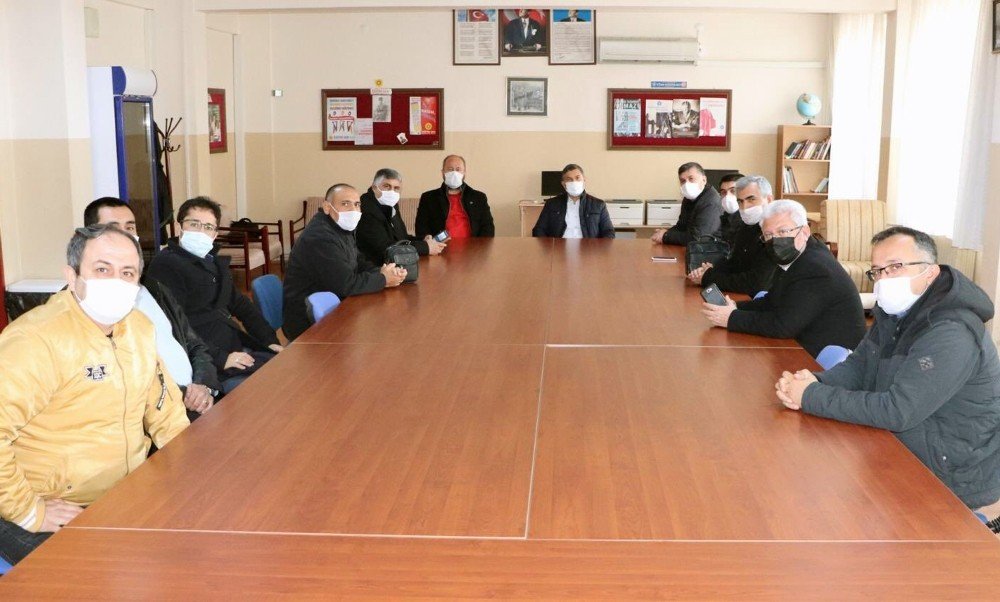 Uçak: Zorluklar Dayanışmayla Aşılır, Sorunlar Örgütlenerek Çözülür