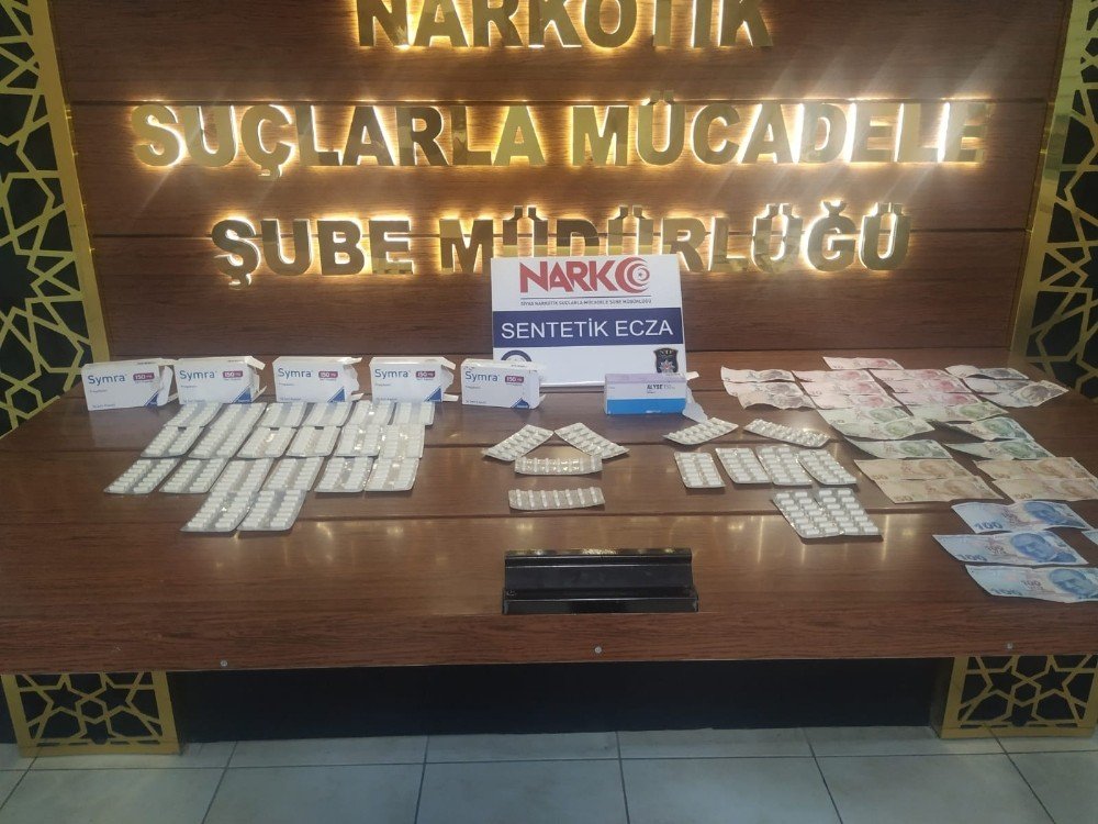 Sivas’ta Sokak Satıcılarına Operasyon