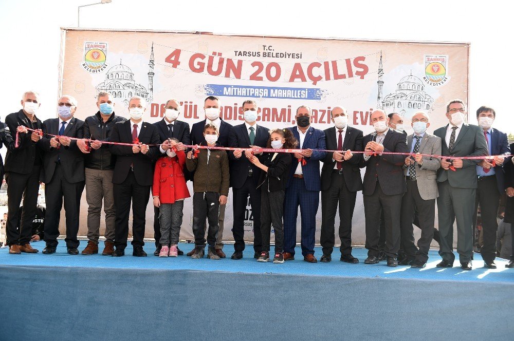 Başkan Bozdoğan, Mithatpaşa Mahallesindeki Kompleksi Hizmete Açtı