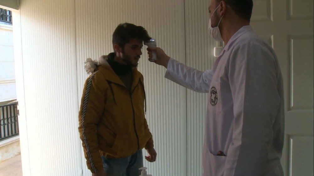 Doktorlardan Suriye’de Türk Sağlık Sistemine Destek