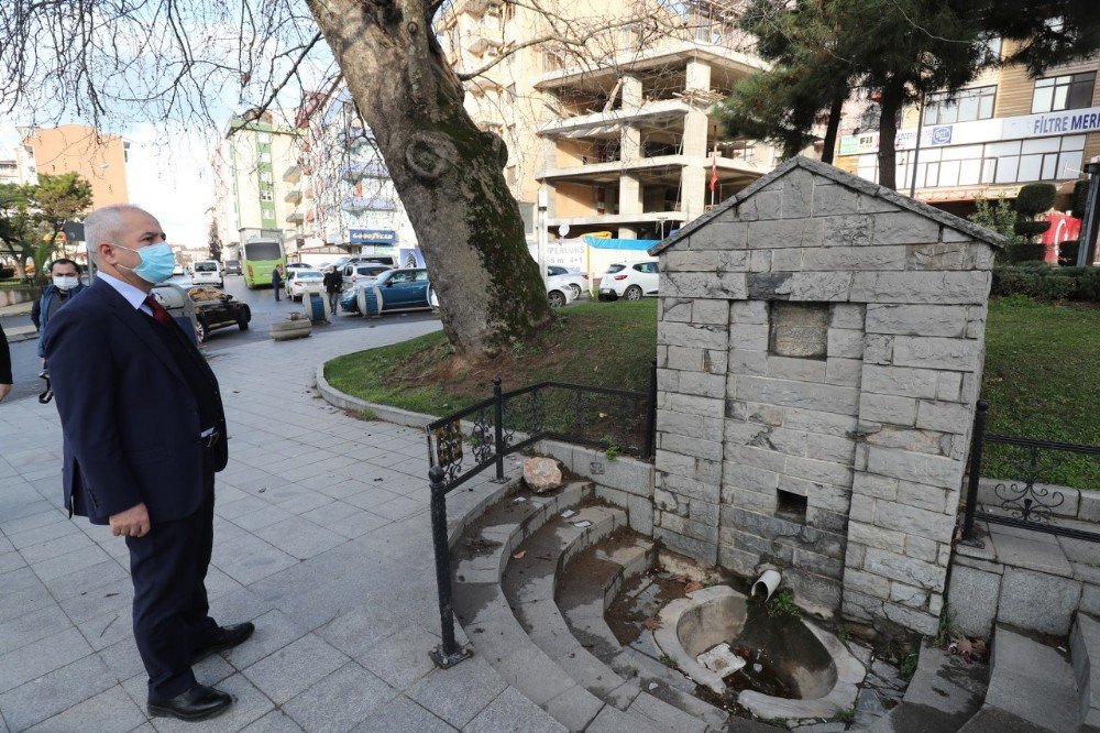 Başkan Büyükgöz, Çınaraltı Çeşmesi’nde İncelemede Bulundu