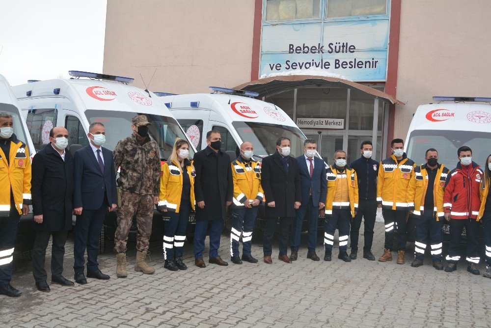 Hakkari’de Kalp Merkezi Ve Yenidoğan Yoğun Bakım Ünitesi Açıldı