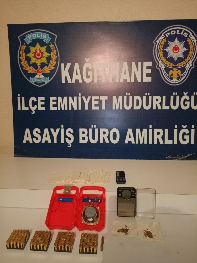 İ̇stanbul’da Kargoya Verilen Radyodan Uyuşturucu Çıktı