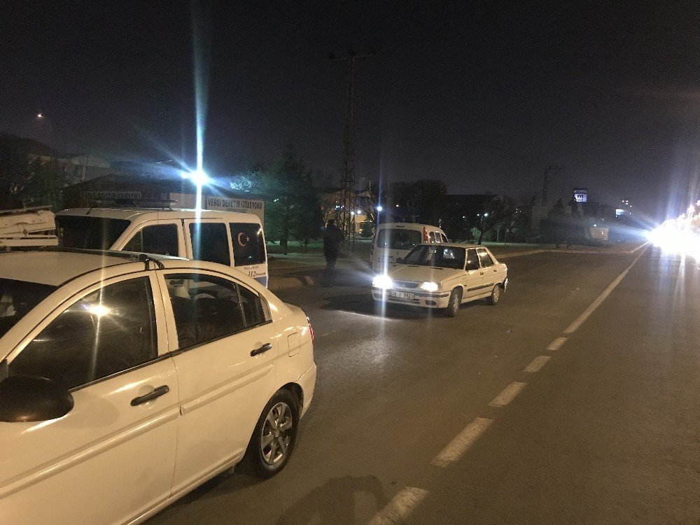 Çaldıkları Otomobille Gezerken Yakalandılar