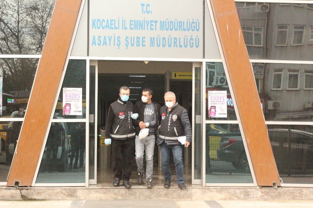 Tartıştığı Ev Arkadaşını Öldüren Zanlı Adliyeye Sevk Edildi