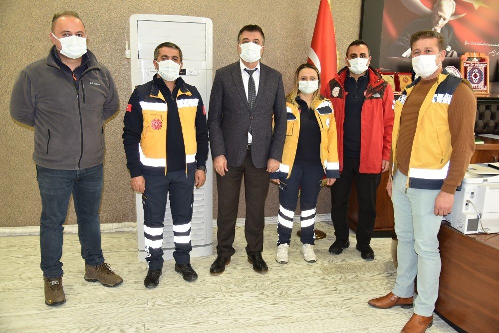 Sağlık Müdürü Sünnetçioğlu’ndan 112 Çalışanlarına Teşekkür Plaketi