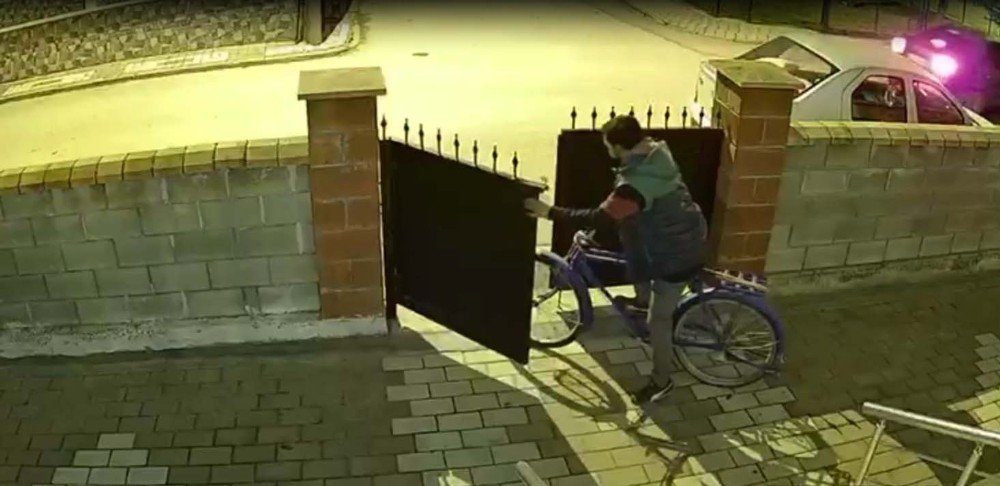 Bisikleti Alıp Böyle Gitti