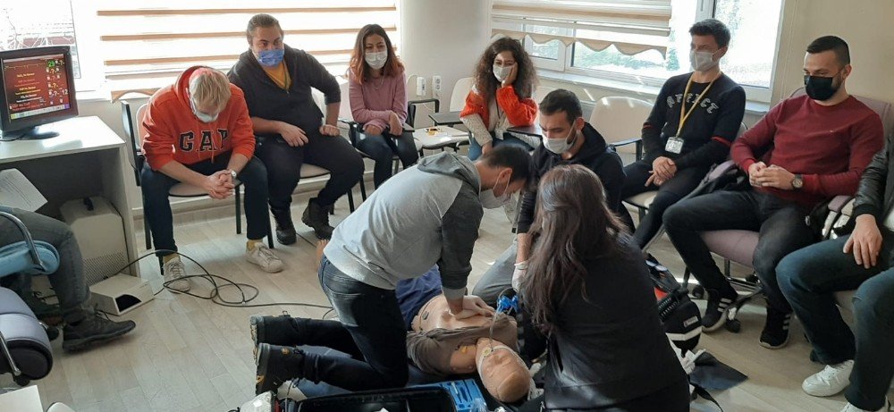 112 Personeline Temel Eğitim Verildi