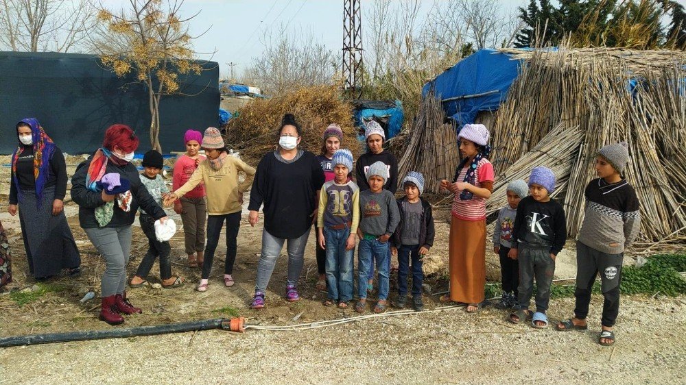 Çadırda Yaşayan Çocuklar Üşümeyecek