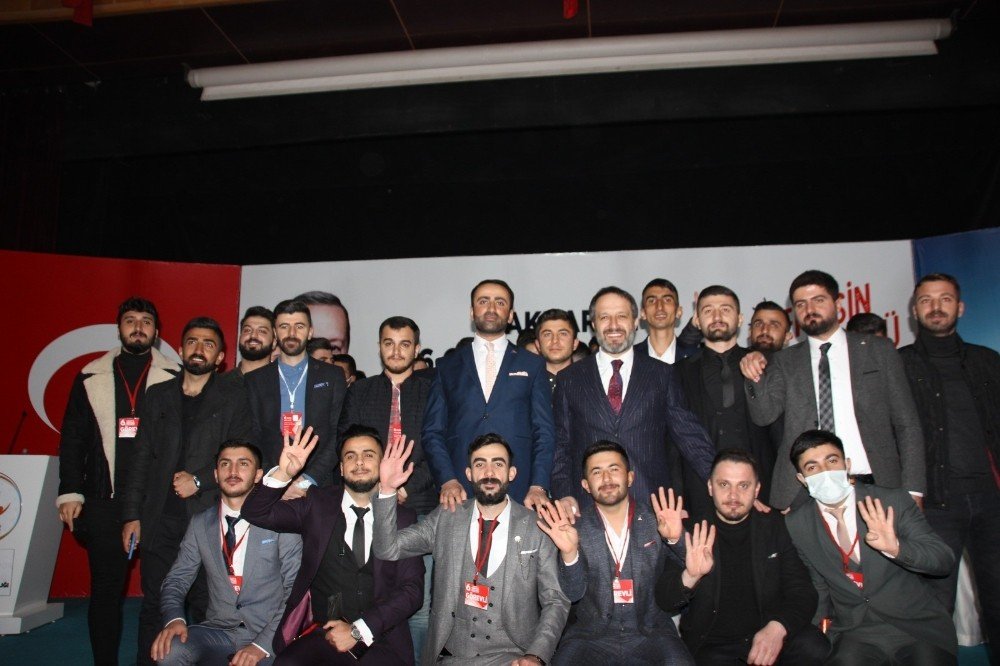 Ak Parti Hakkari Gençlik Kolları Başkanı Beyter Yeniden Seçildi