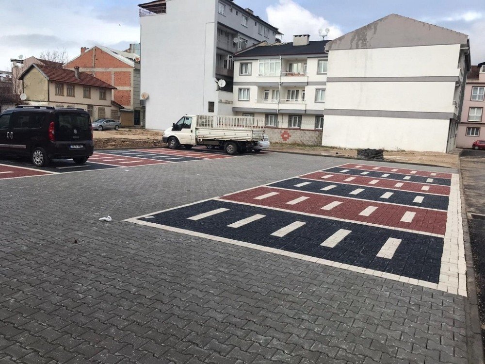 Osmaniye Mahallesi Yeni Otoparkına Kavuştu