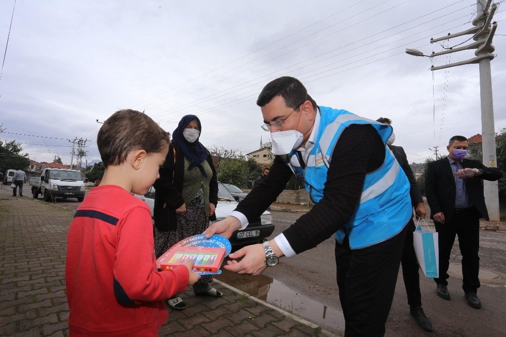 Tütüncü, Kepezli Öğrencileri Yalnız Bırakmadı