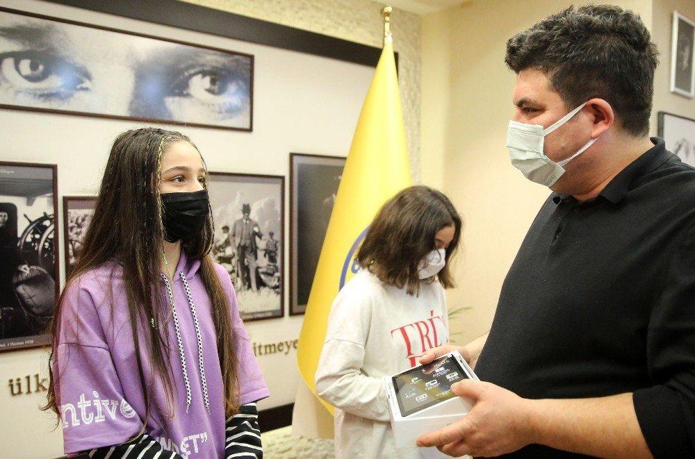 Buca Belediyesinden Pandemide Gençlere Moral Sınavı