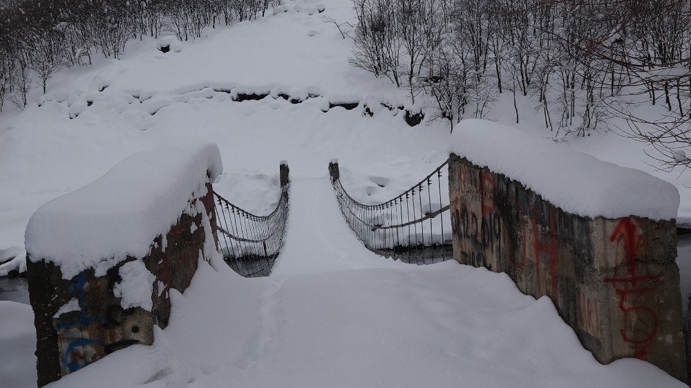 Tunceli’de Evlerin Bile Kara Gömüldüğü İlçede Yaşam