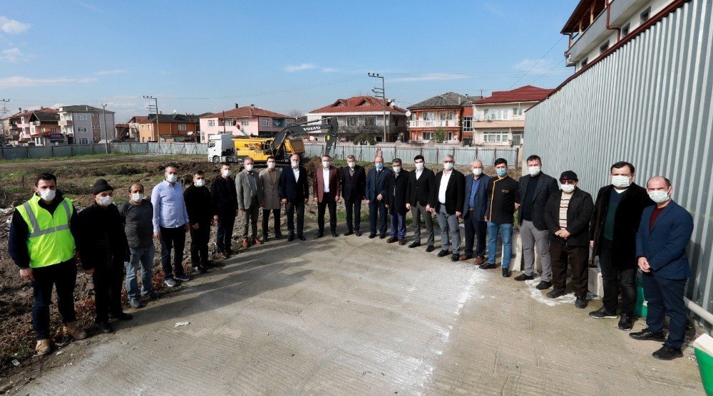 Başkan Işıksu, Ada Pazar Güneşler Yerleşkesi Projesini Yerinde İnceledi