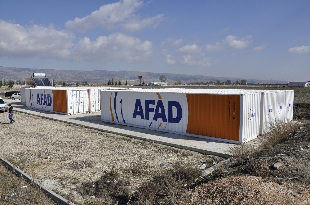 Afad’ın Yaşam Malzemelerine Göz Diktiler