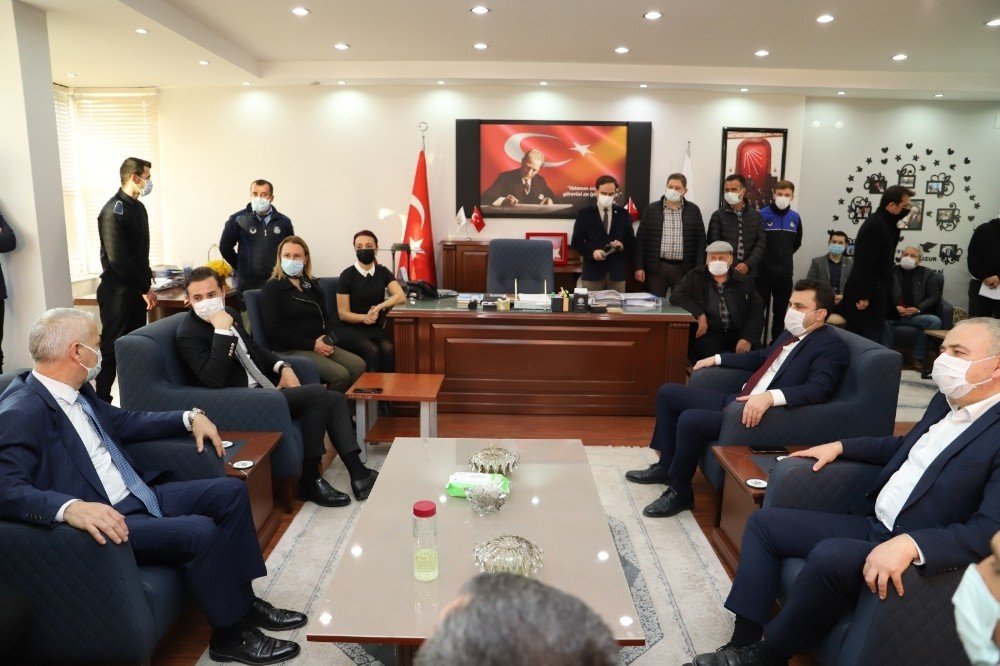 Chp Genel Başkan Yardımcısı Akın Saruhanlı’da