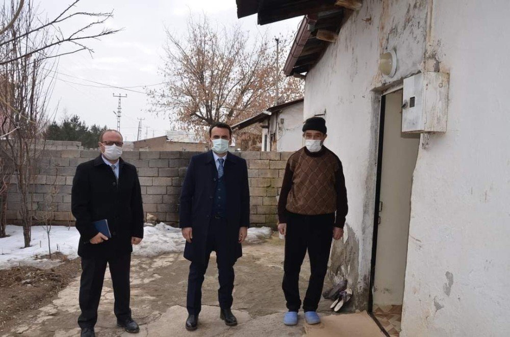 Kaymakam Çelik, Şehit Ailesini Ve Yaşlıları Ziyaret Etti