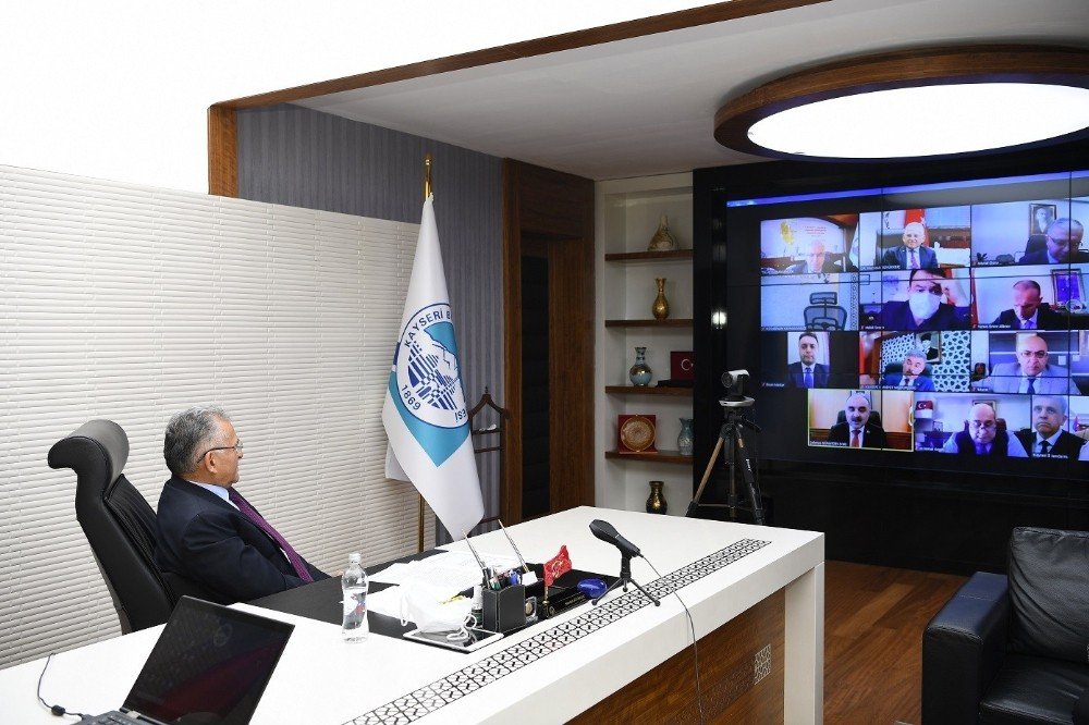Başkan Büyükkılıç, İ̇l Hıfzıssıhha Kurulu Toplantısı’na Katıldı