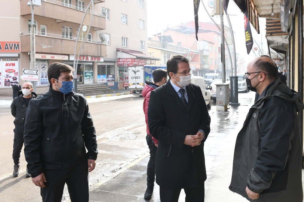 Kaymakam Ekrem Çeçen’den Esnafa Veda Ziyareti