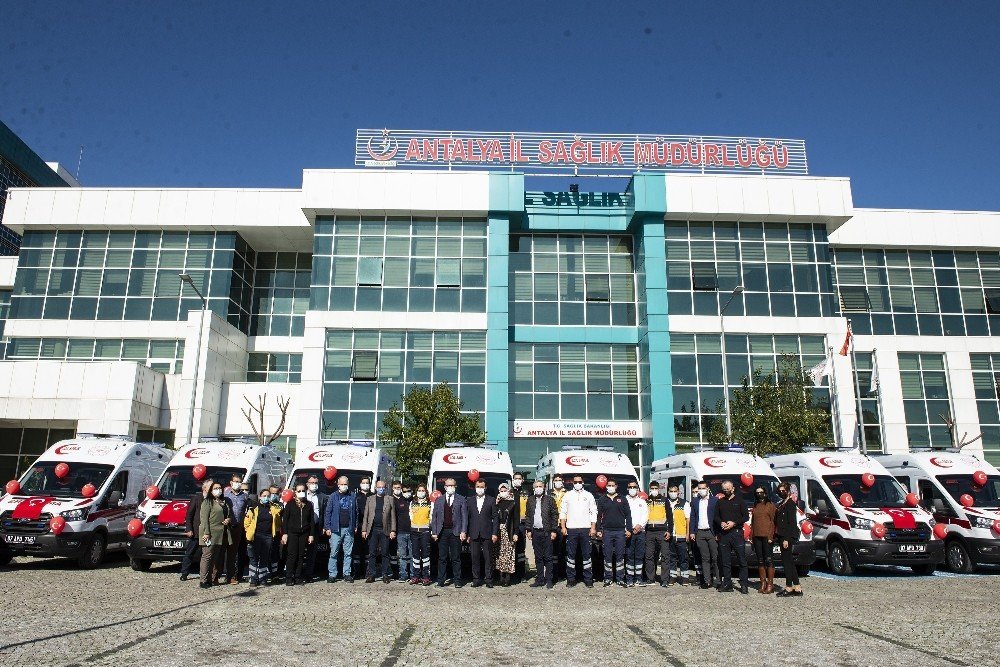10 Yeni Ambulans Acil Sağlık İstasyonlarına Teslim Edildi