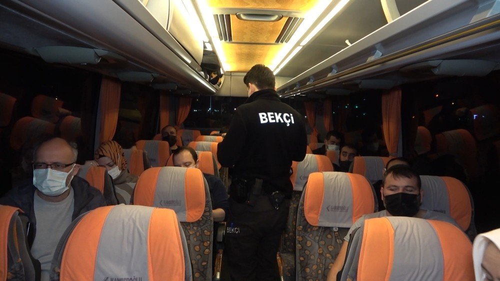 43 İlin Geçiş Noktasında Gece Yarısı ’hes Kodu’ Denetimi