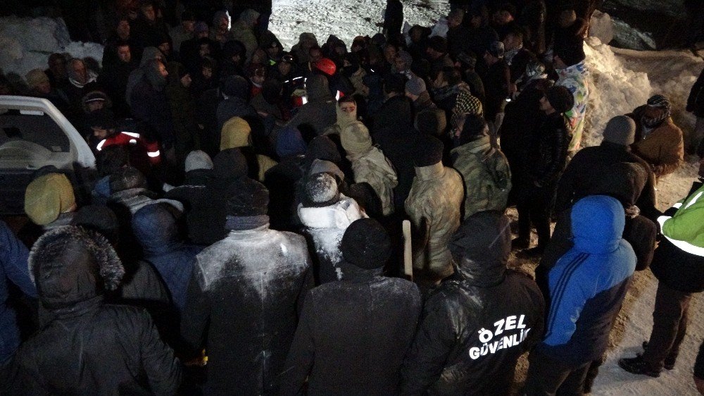 Çığ Faciasında Ölenler Anısına Özel Türkü