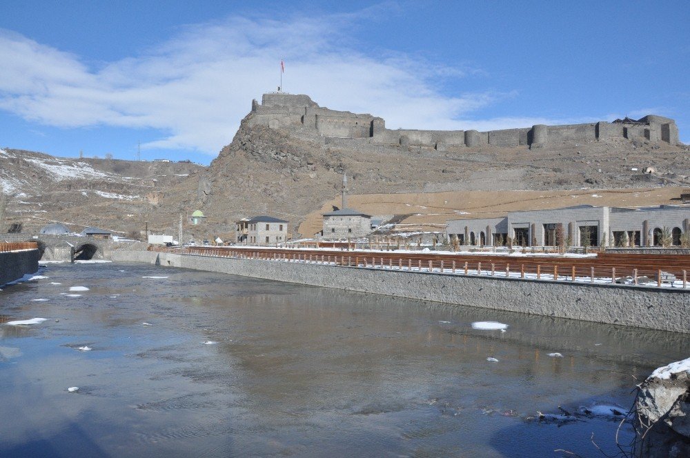 Kars Çayı’nın Buzu İkince Kez Çözüldü