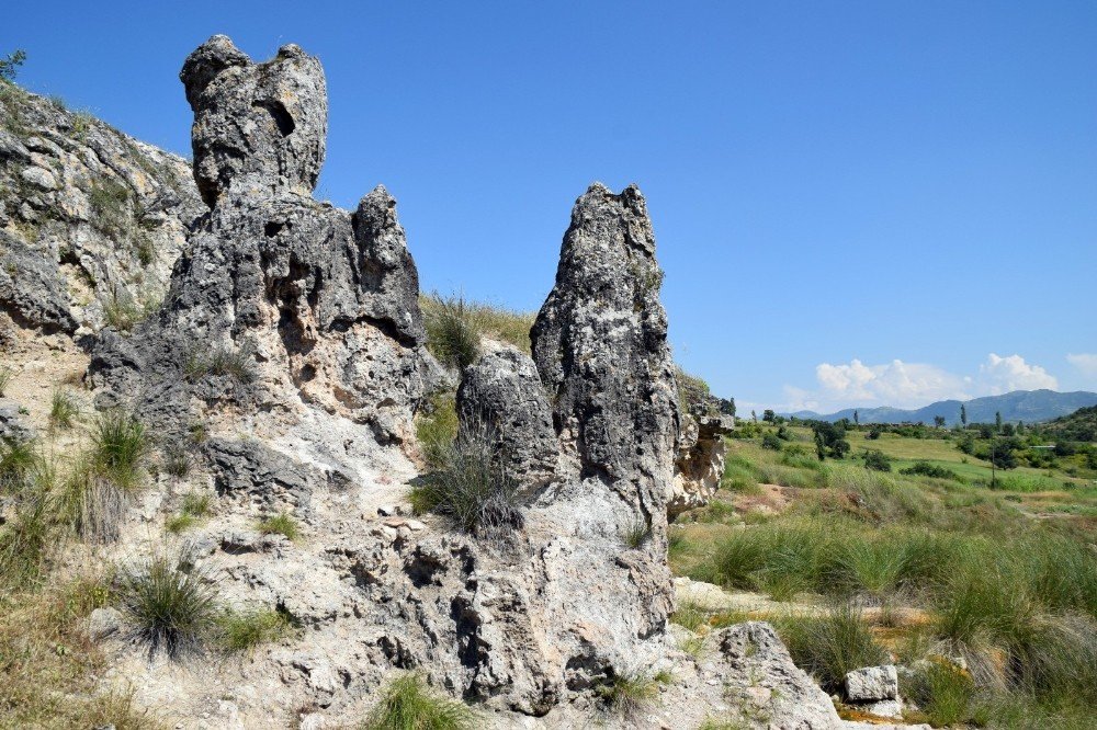 Doğal Dikitler Turizme Kazandırılacak