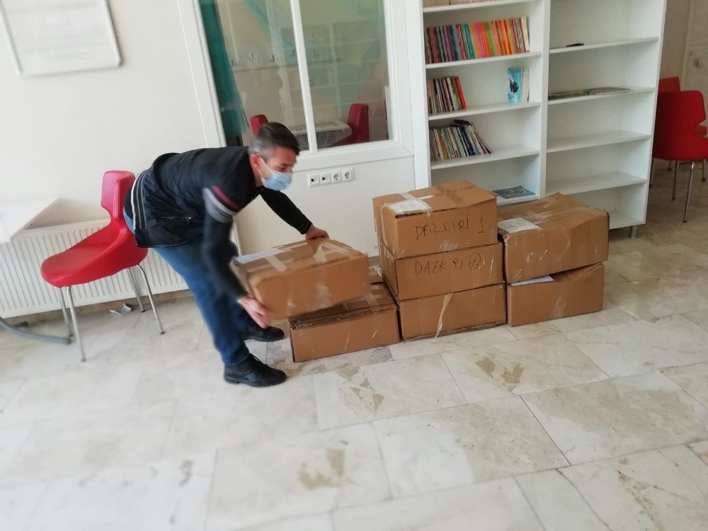 Odunpazarı’ndan Kardeş Belediyelere Kitap Desteği
