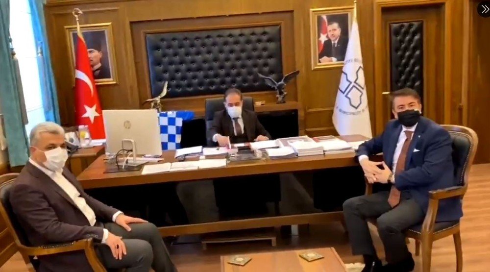 Aydemir: ‘ak Belediyecilik Şehre Sevdadır’