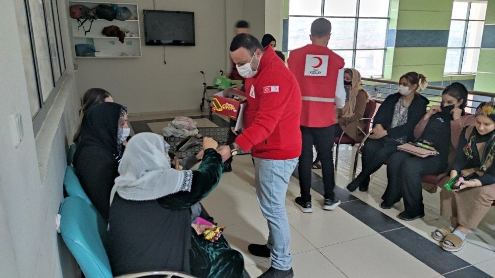 Türk Kızılay’ı Sağlık Çalışanları İle Bir Araya Geldi