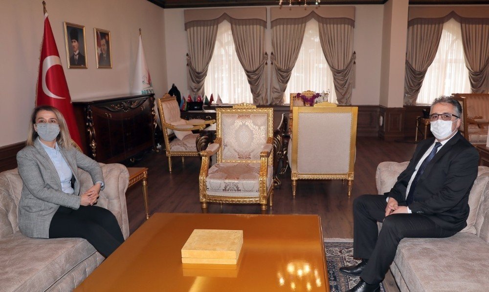 Vali Becel’den Belediye Başkanı Savran’a Hayırlı Olsun Ziyareti