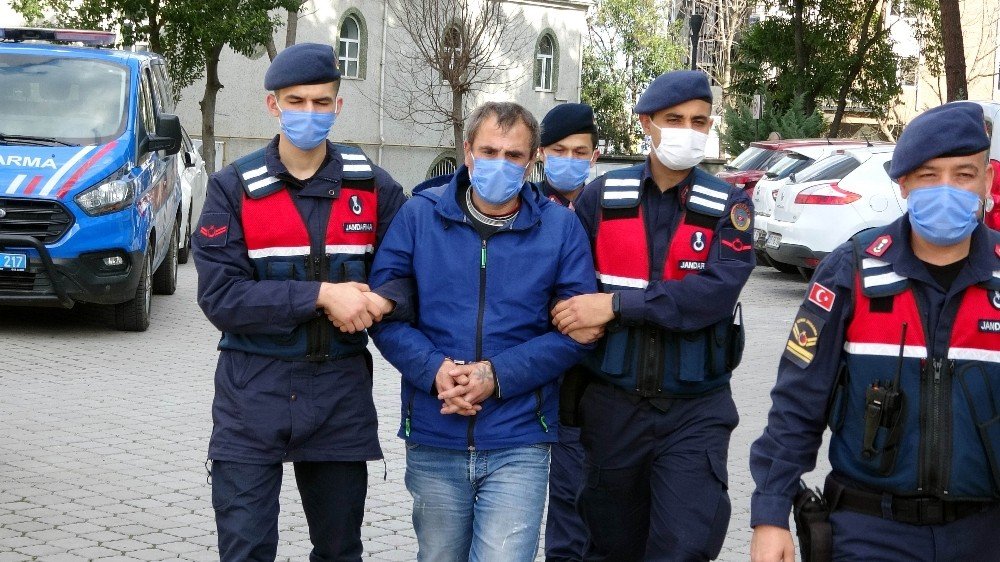 Ağabeyini Öldürüp Pişman Olunca Kalp Masajı Yapan Şahıs Tutuklandı