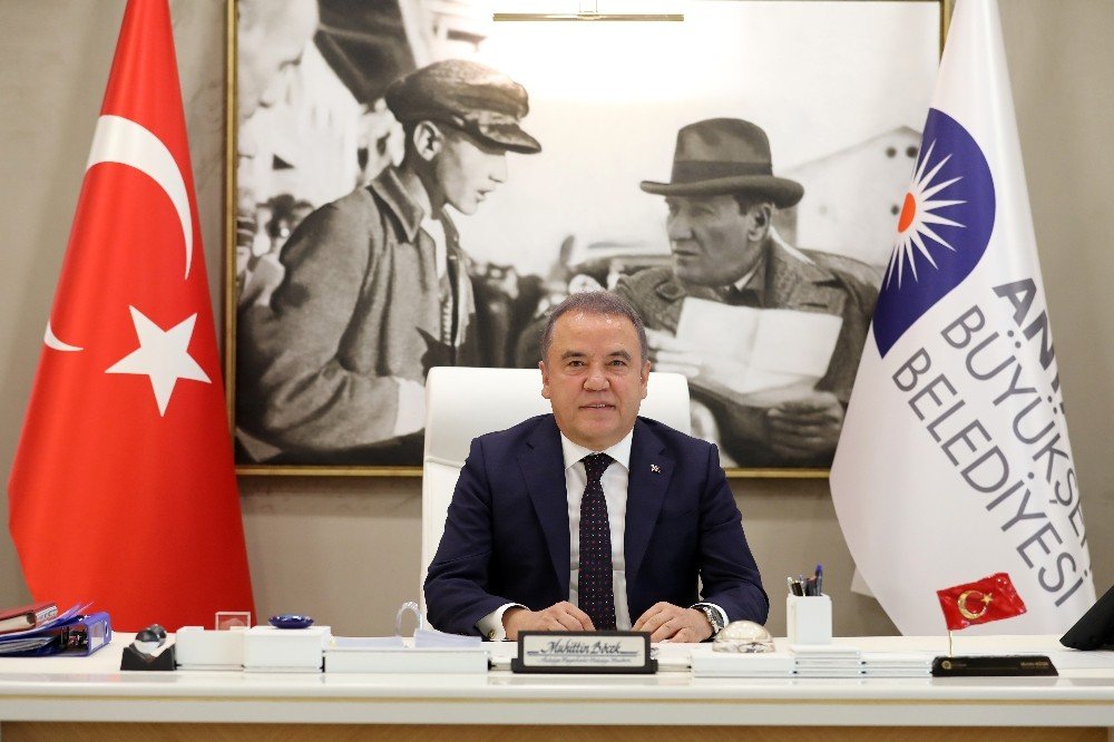 Büyükşehir Sosyal Yardım Alan Ailelere Yks Ücreti Desteği Verecek