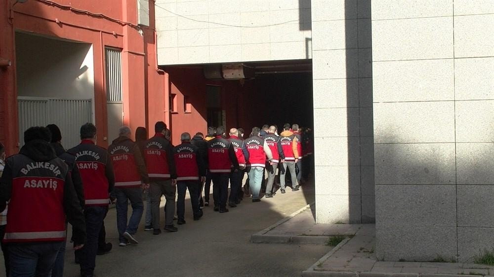 Çağrı Merkezi Operasyonunda 28 Kişi Tutuklandı