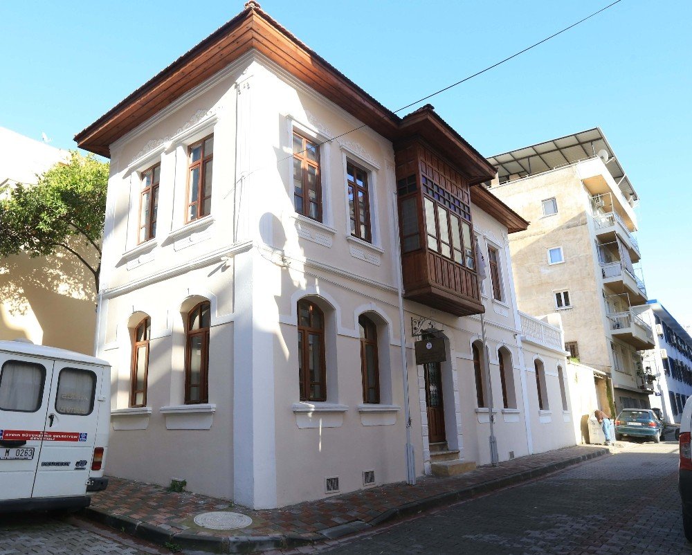 Efeler Belediyesi ’kadın-aile-çocuk Psikososyal Destek Merkezi’nin Açılışını Yapacak