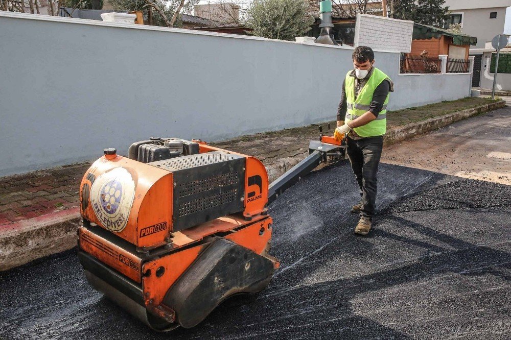 Buca Belediyesi, Kentin Sokaklarını Emek Emek Yeniliyor