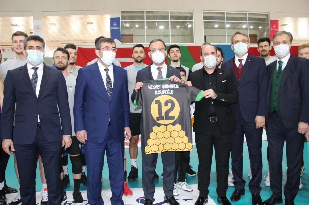 Bakan Kasapoğlu: "hükümet Olarak Tüm Kadrolarımızla Milletimizin Emrindeyiz"