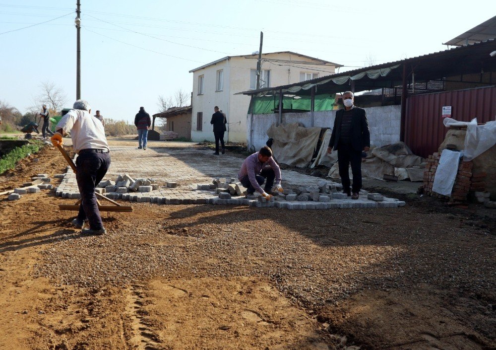Nazilli’de Köy Yolları Yenileniyor