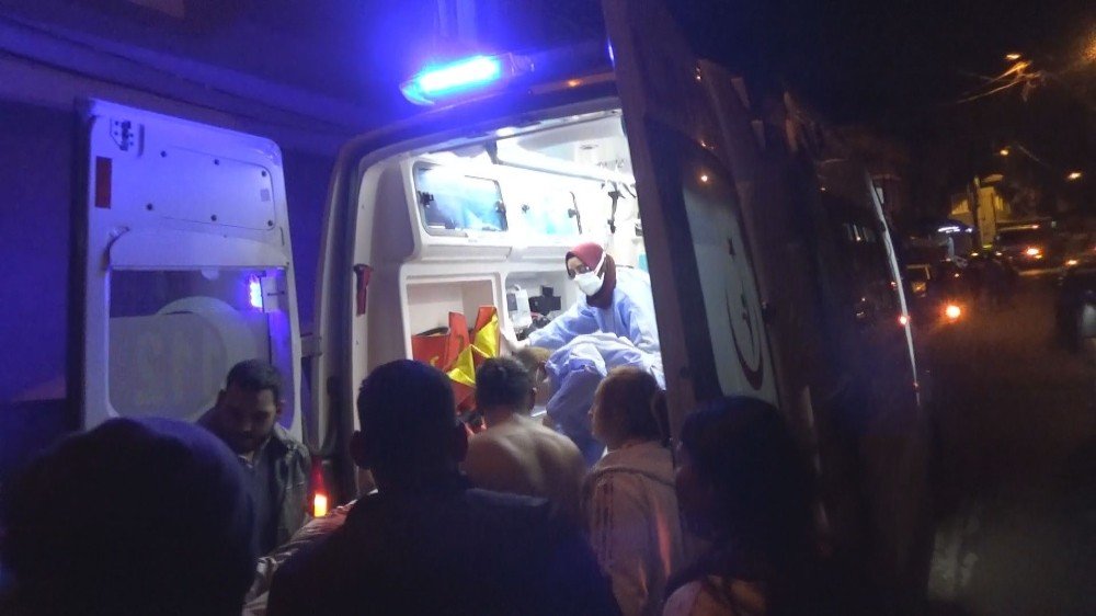İ̇zmir’de Silahlı Kavga: 1 Yaralı