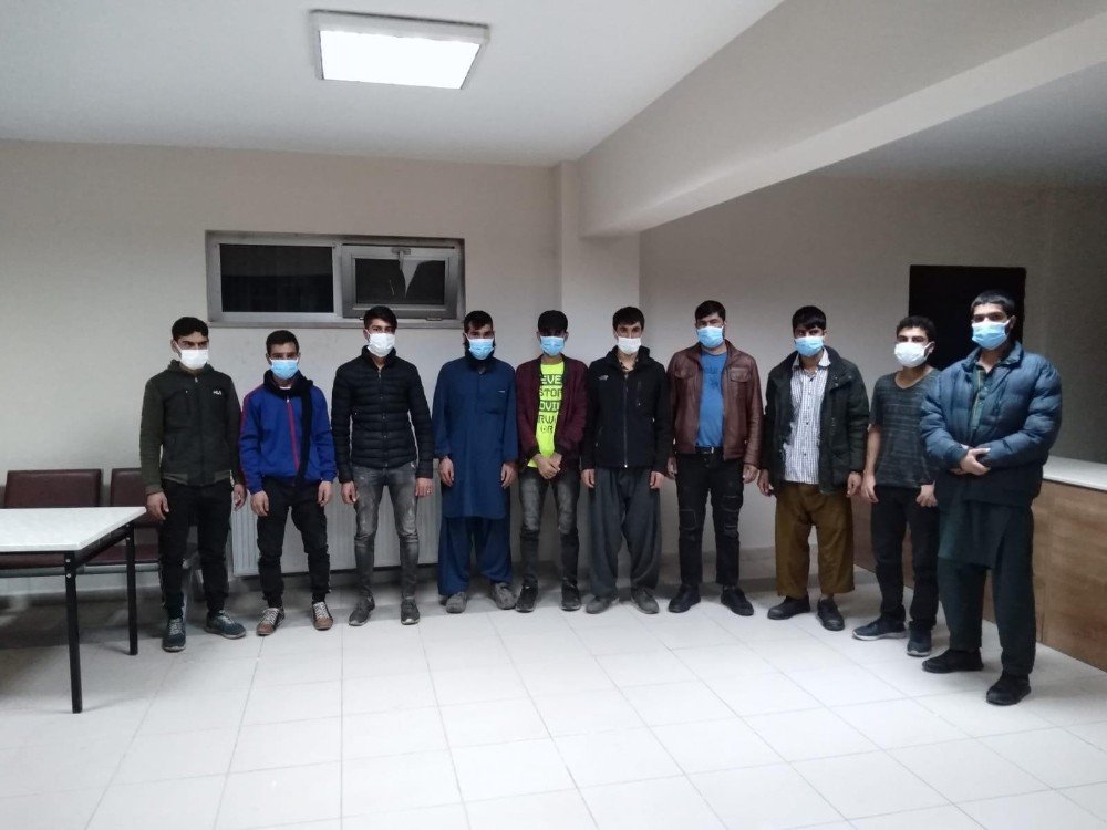 Kocaeli’de 19 Düzensiz Göçmen Yakalandı