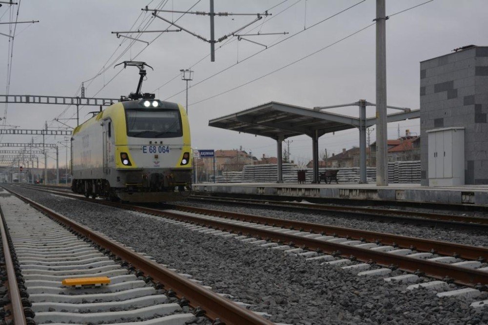 Konya-karaman Yüksek Hızlı Tren Hattında Test Sürüşleri Başladı