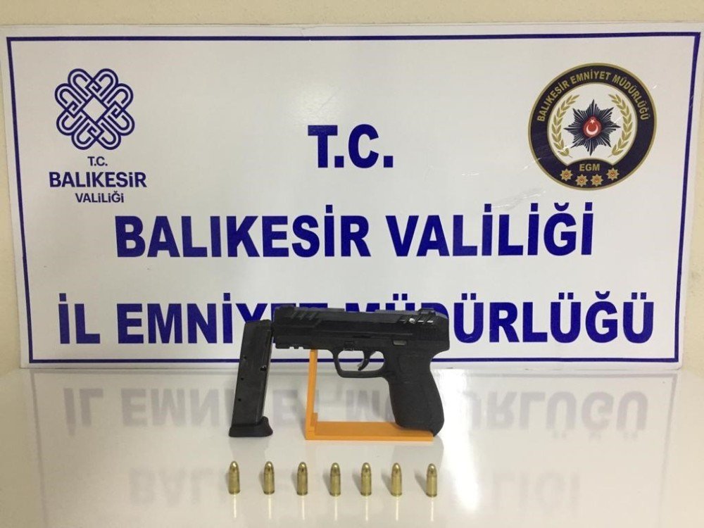 Balıkesir’de 11 Aranan Şahıs Yakalandı