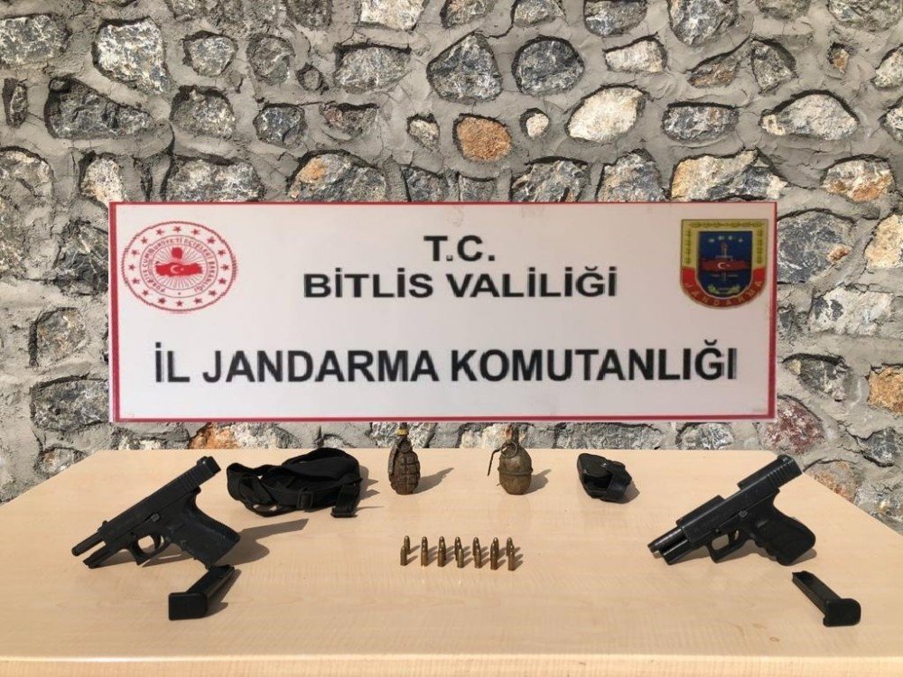 Bitlis’te 6 Adet Mağara Ve Mühimmat Ele Geçirildi