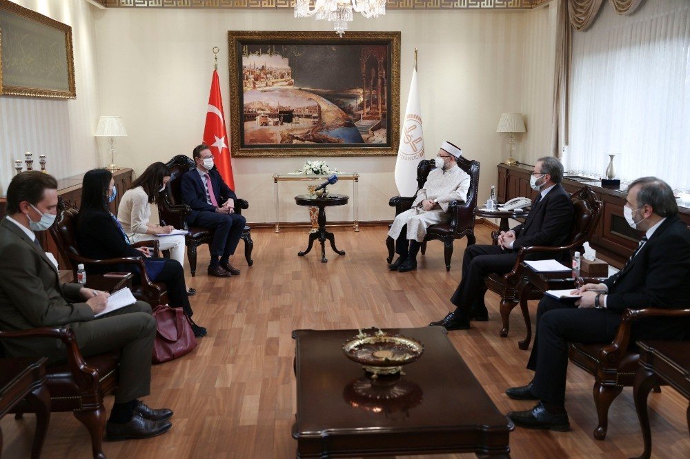 Diyanet İ̇şleri Başkanı Erbaş: “i̇badethanelere Yönelik Saldırıların Önlenmesi İçin Her Türlü Gayret Gösterilmeli”