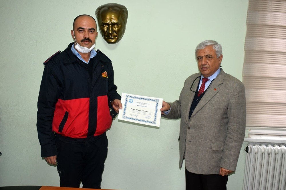 İ̇scehisar’da İtfaiye Personeline Hizmet İçi Eğitim Verildi