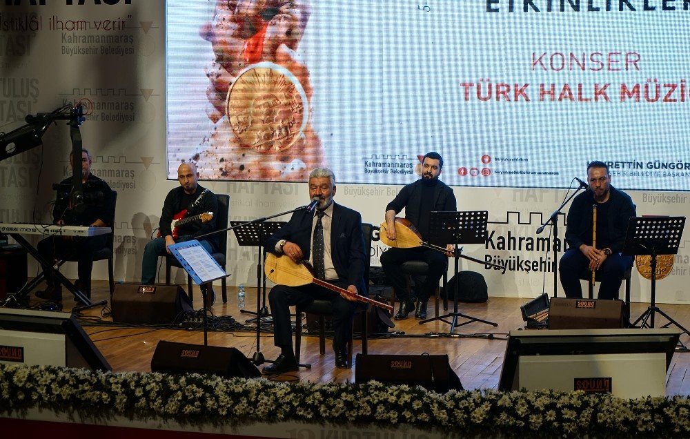 Kahramanmaraş’ta Aşıklar Geçidi